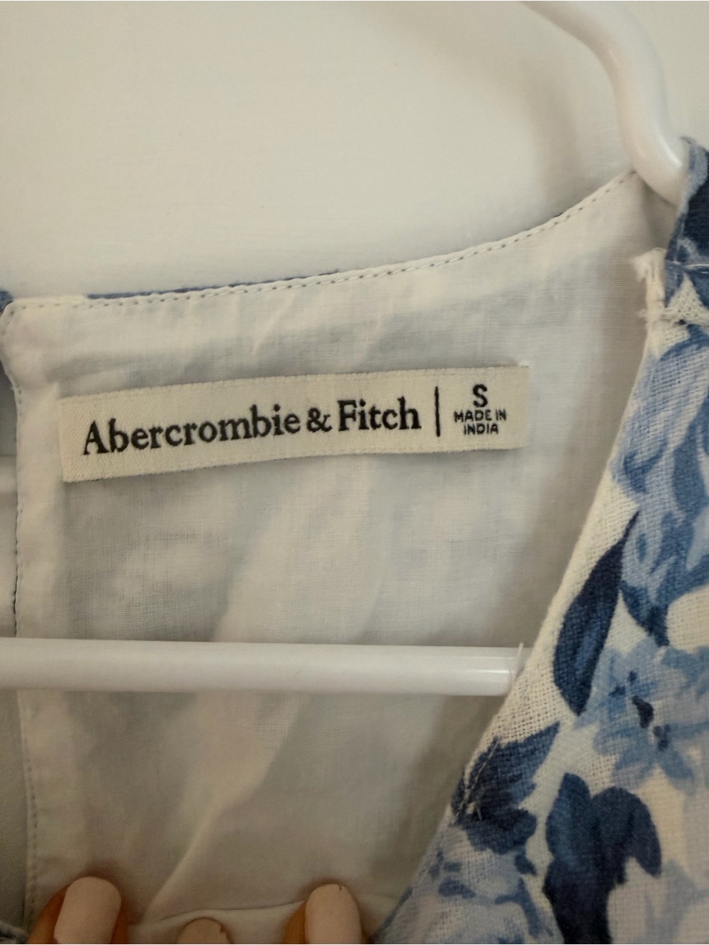 Abercrombie & Fitch Blue and White Floral Halter Dress - Picture 5 of 5